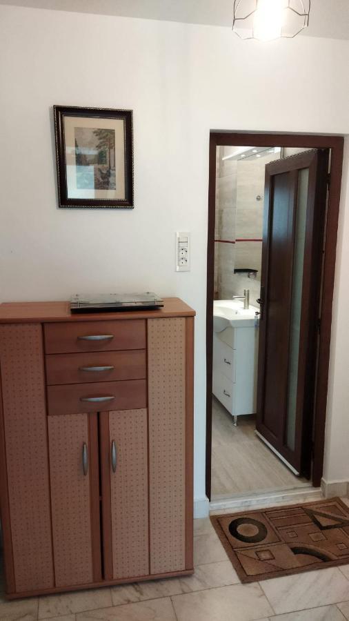 Casa Din Gradina Villa เอโฟรีเอซูด ภายนอก รูปภาพ