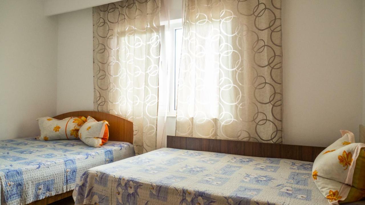 Casa Din Gradina Villa เอโฟรีเอซูด ภายนอก รูปภาพ
