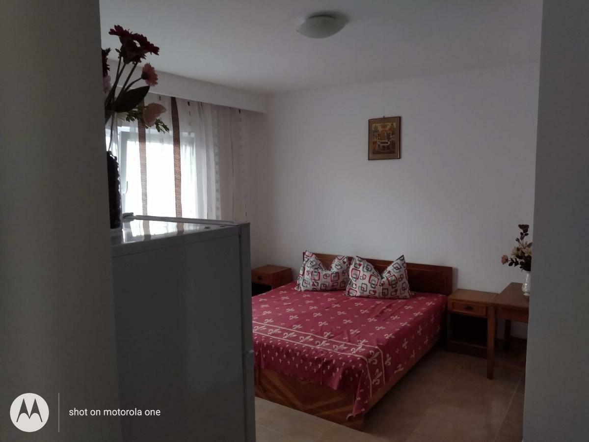Casa Din Gradina Villa เอโฟรีเอซูด ภายนอก รูปภาพ