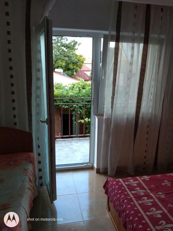 Casa Din Gradina Villa เอโฟรีเอซูด ภายนอก รูปภาพ